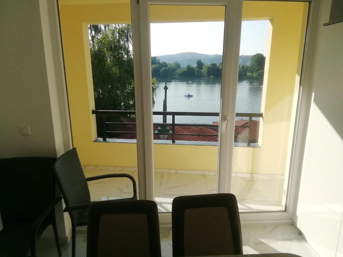 Venezia Apartman Aparthotel Veliko Gradiste Luaran gambar