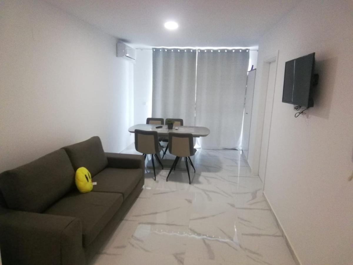 Venezia Apartman Aparthotel Veliko Gradiste Luaran gambar